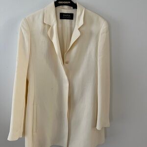 Dana Buchanan cream linen jacket